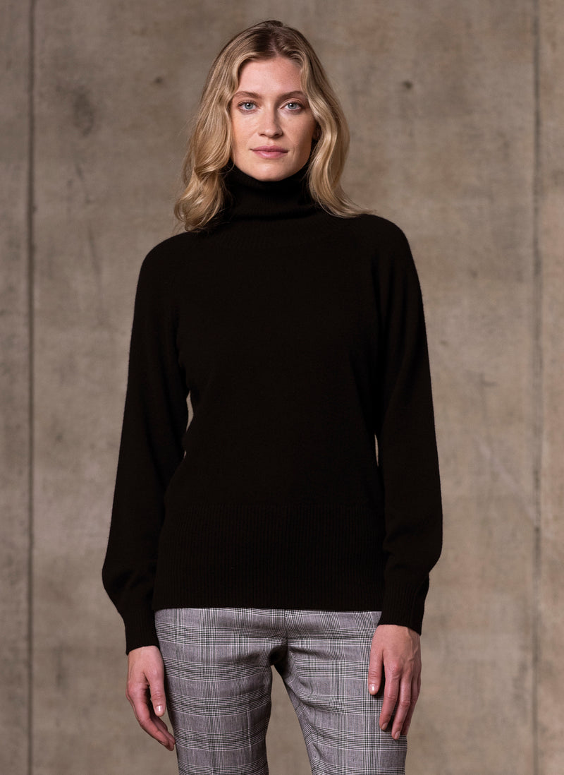 Women's Cinzia Turtle Neck Cashmere Sweater in Black – Lorenzo Uomo