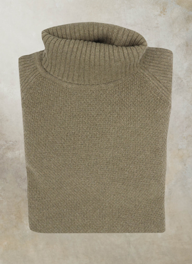 Men's Bolzano Raglan Turtleneck Sweater in Olive