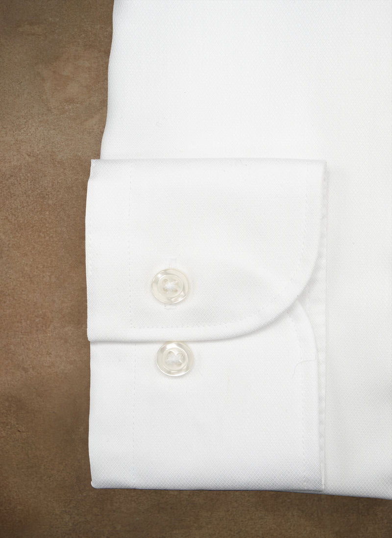 cuff detail William in White Nano Diamond Shirt