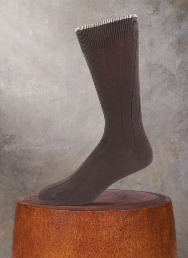 Solid Wide Rib Sock in Brown with light grey tipping